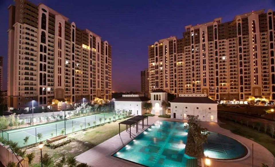 DLF New Town Heights