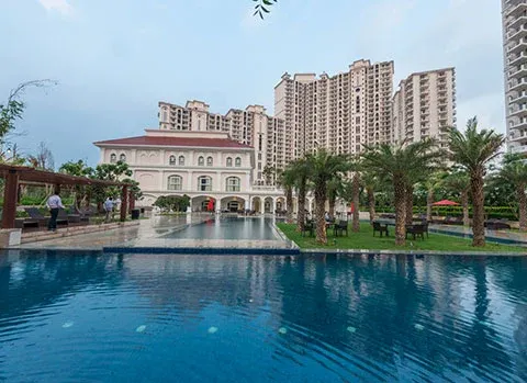 DLF Regal Gardens